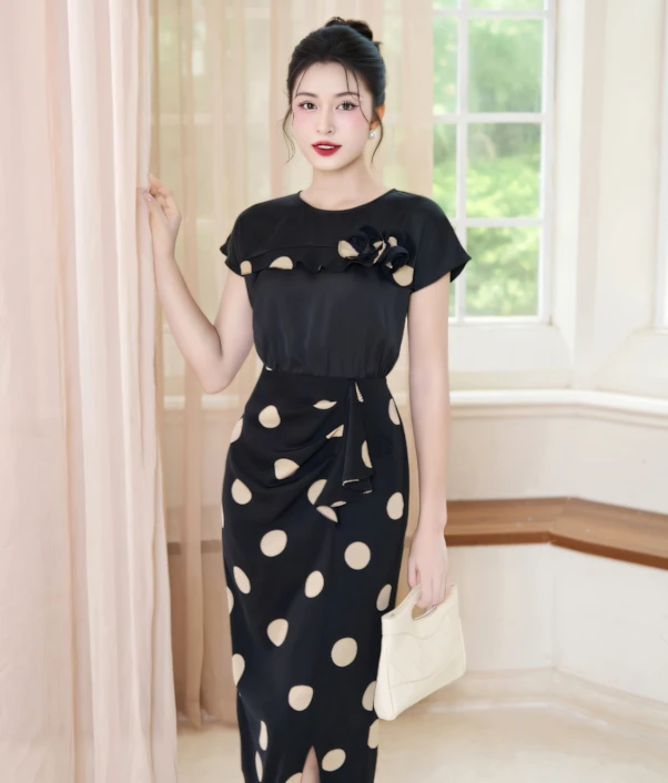 Tuyết White